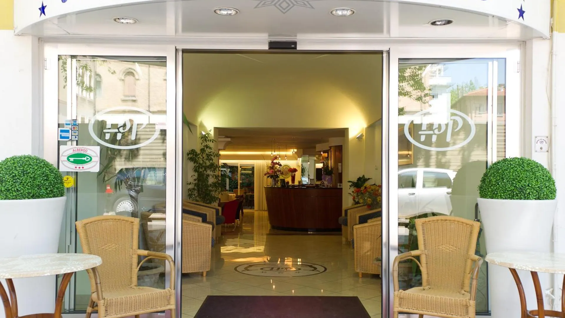 Hotel St Pierre Rímini